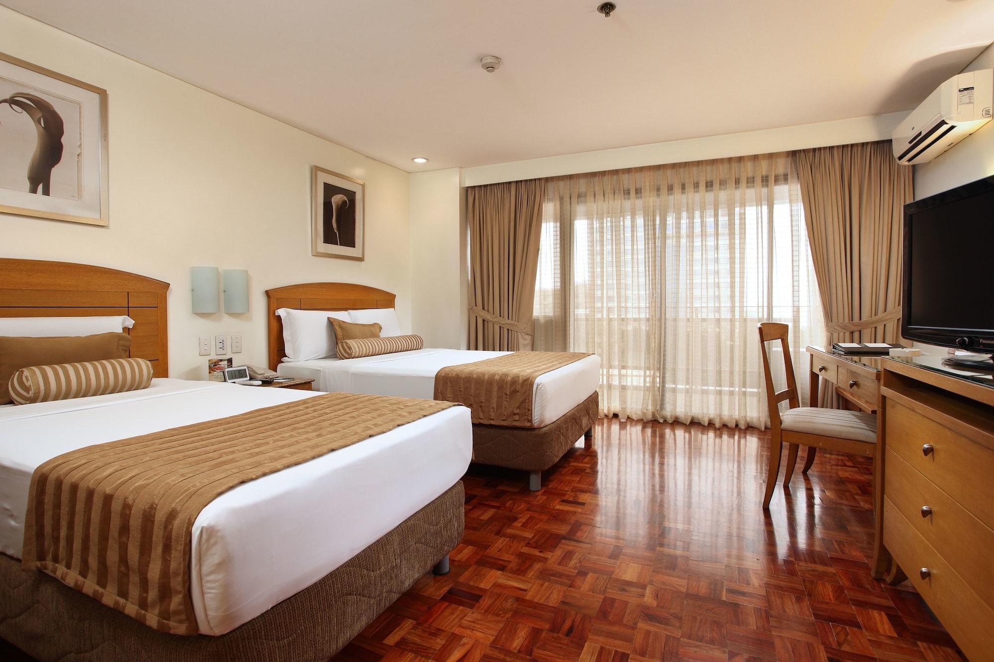 Garden Hotel 3*
